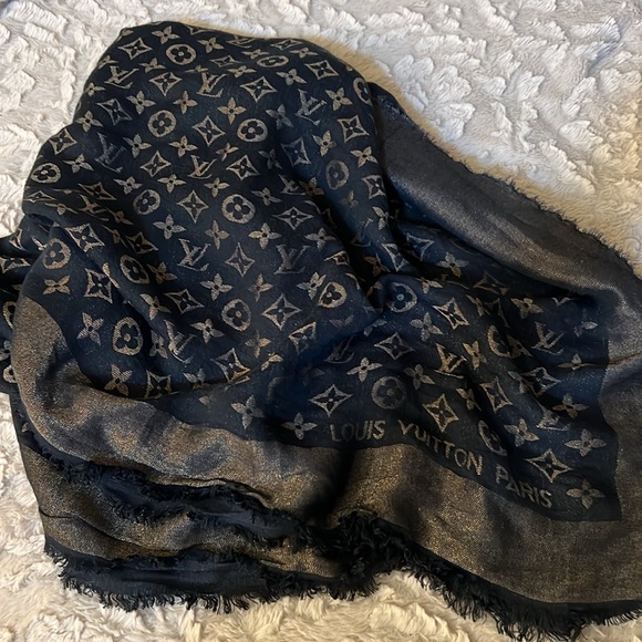 Louis Vuitton Navy Blue Scarf/Wrap🔥 - Picture 1 of 10